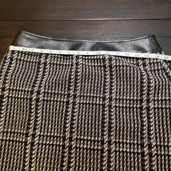 Dark academia Women’s Size 6 houndstooth / knee length wool blend Pencil Skirt - Picture 7 of 10